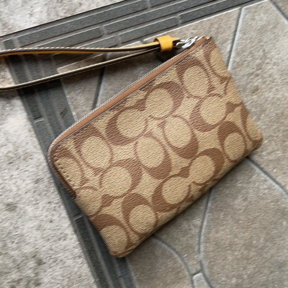 COACH Signature PVC Leather Corner Zip Wristlet - Picture 4 of 16